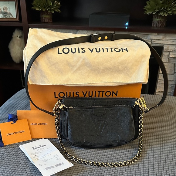 Louis Vuitton Multi Pochette Accesories - Picture 1 of 15